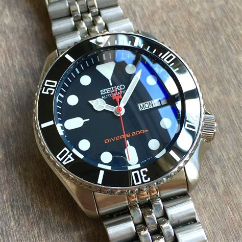 ceramic watch bezel.